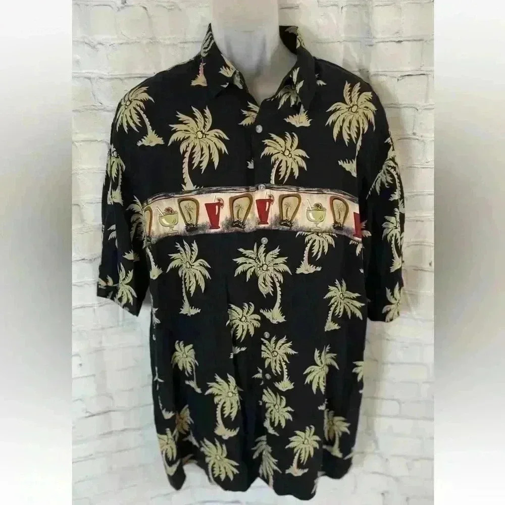 Croft & Barrow Hawaiian Camp Shirt Men's Size‎ LT large Palms Tropical Drinks